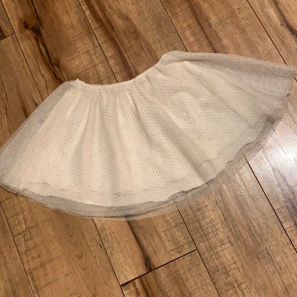 COPY - Children’s Place 🌟White glitter skirt ❄️3T - Picture 1 of 10